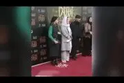 ویدیو جنجالی| حرکت خبرساز آقای بازیگر در کنار خانم بازیگر!/ جواد عزتی چه حرف خصوصی به نیکی کریمی زد؟