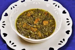 در این خورش به جای گوشت، مرغ بریزید