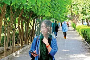 ویدئویی جنجالی از کتک زدن حجاب بانان نترو توسط زنان/ فیلم