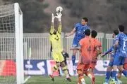 استقلال با مکافات تیم دسته دومی و ۱۰ نفره پایاب را بُرد!