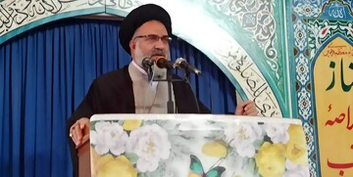 اظهارات متفاوت و جنجالی امام جمعه یاسوج