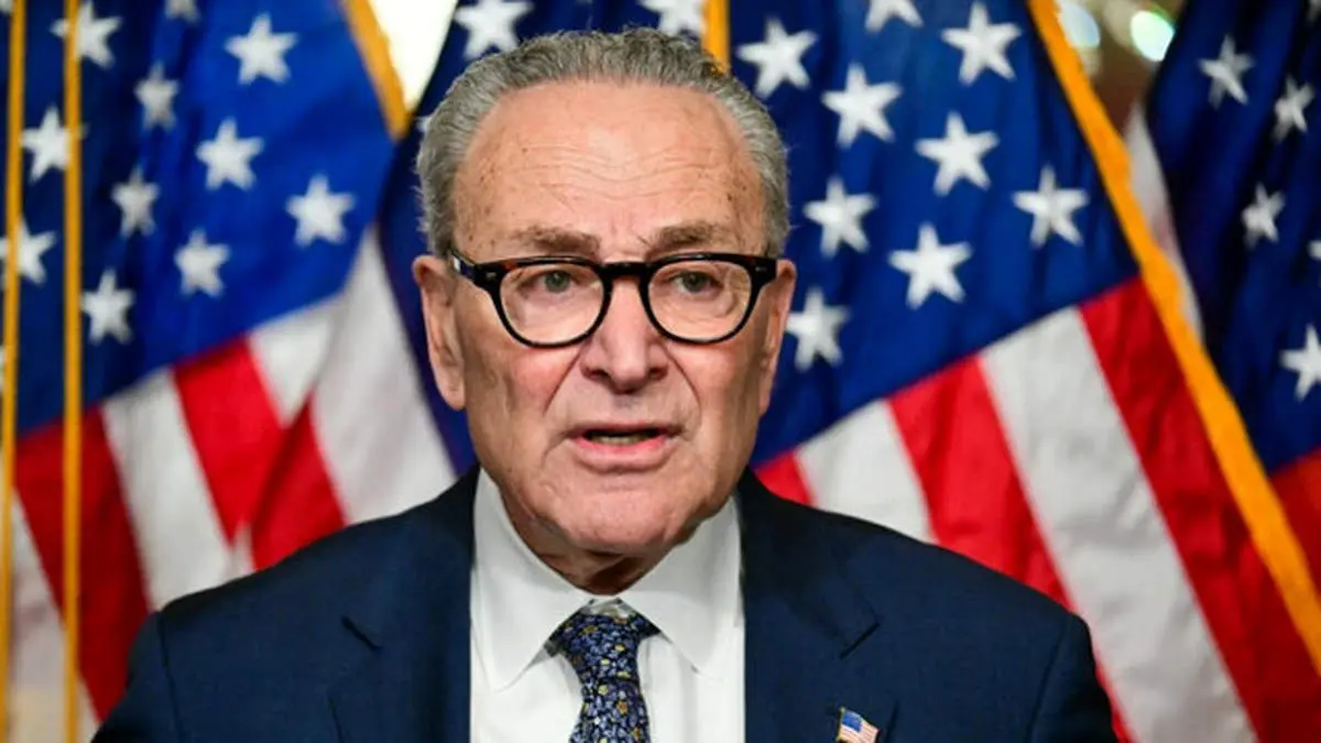 ترامپ گور خود را می‌کند