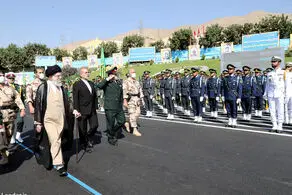رهبر انقلاب: دختر جوانی درگذشت که دل ما هم سوخت/ حجاب از سر زن محجبه کشیدن و قرآن آتش زدن طبیعی نبود