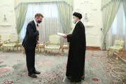 در حاشیه دیدار رئیس جمهور با سفرای انگلیس، بلاروس، اتریش و سریلانکا