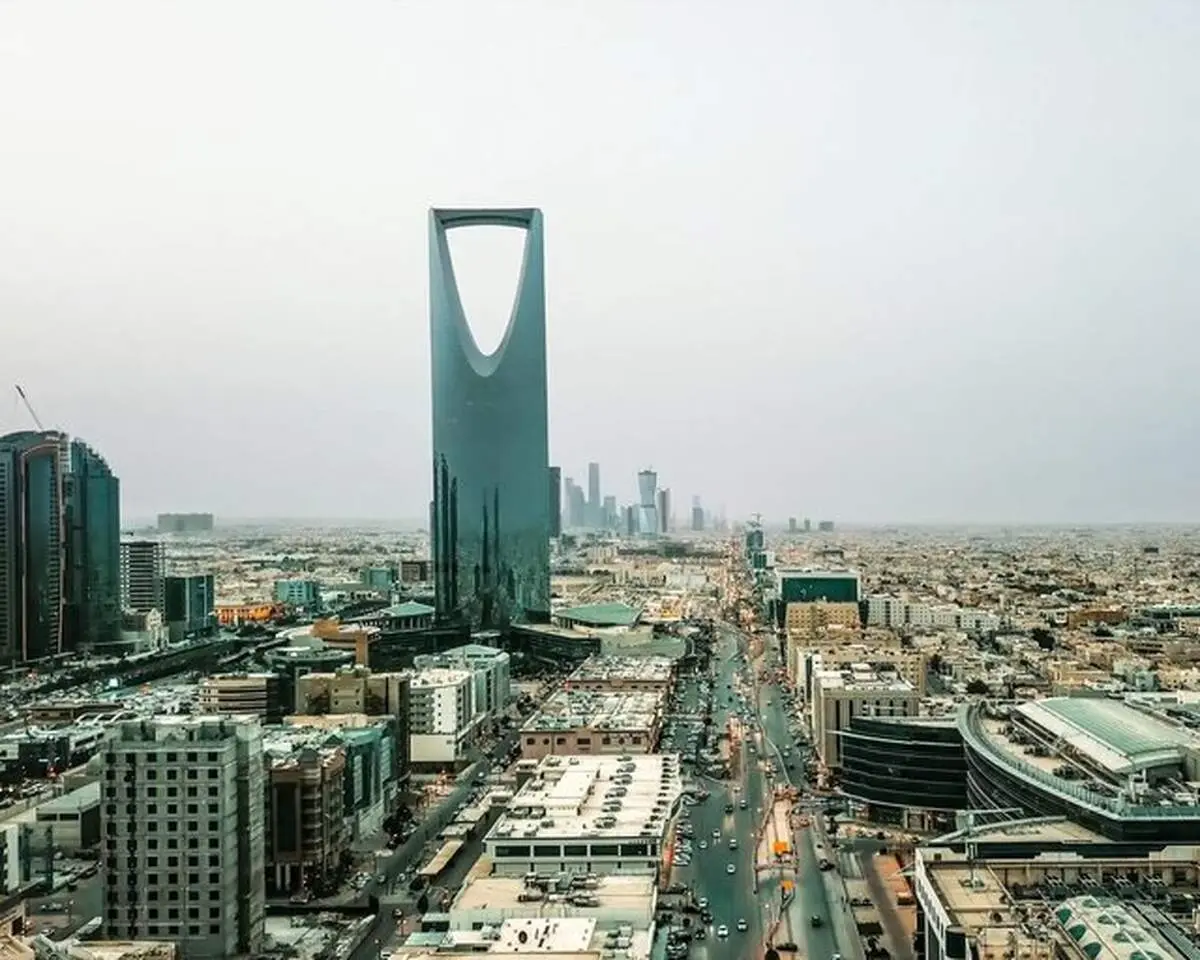 فیلم عجیب یک زن با فیلتر در مکه خبرساز شد
