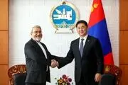 تسلیم استوار نامه سفیر ایران به رئیس جمهور مغولستان و دیدارهای دوجانبه  