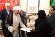 هدیه رهبر انقلاب به خانواده سردار شهید زاهدی + ببینید 