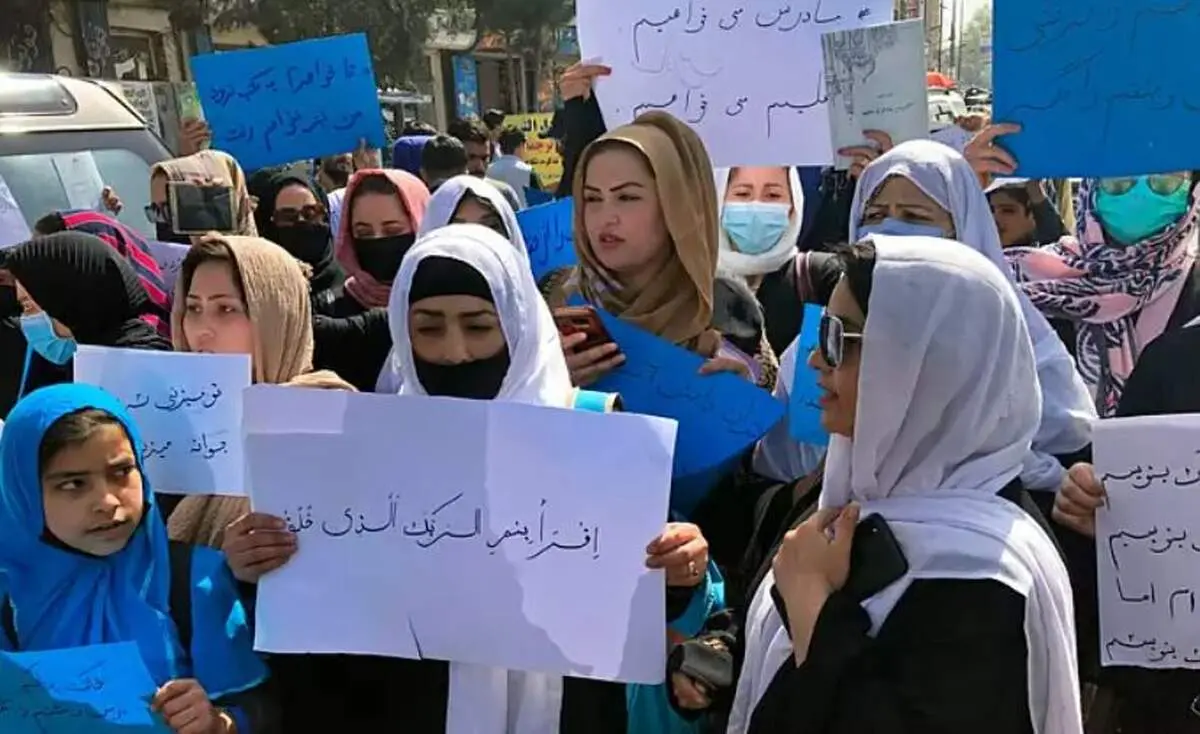 جشن قدرت در میان اعمال وحشی‌گری و محدودیت برای زنان!