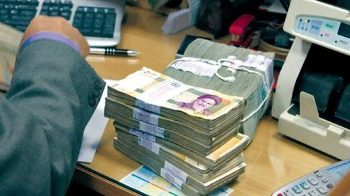 بازنشستگان و افراد بی‌کار فقط تا این میزان می‌توانند تراکنش بانکی داشته باشند!+ دلیل