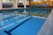 مراسم افتتاح استخر روباز ویژه بانوان با حضور آقایان در تهران!/ عکس