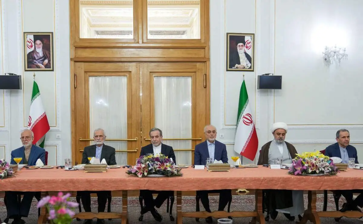 ضیافت افطار وزیر امور خارجه برای سفرا و نمایندگان کشورهای اسلامی مقیم تهران 