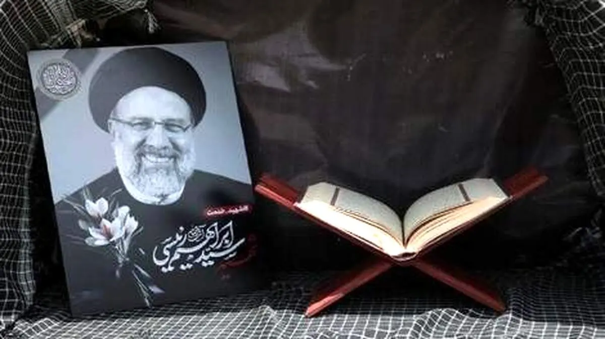 تصویری از نامگذاری یک خیابان به نام شهید رئیسی + ببینید 