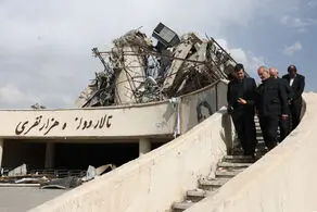 بازدید پزشکیان از آثار حملات و خسارات به مجموعه ورزشی آزادی/ رئیس جمهور: دشمنان از هر نماد امید، انسجام و افتخار ملت ایران هراس دارند