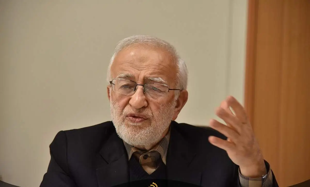 وزیری که با موتورسیکلت به ریاست جمهوری می‌آمد! + ببینید