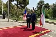 اولین سفر وزیر خارجه مالزی به تهران/ امیرعبداللهیان از زمبری عبدالقادر استقبال کرد