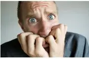 مرد عجیب الخلقه وترسناکی که 4 دست بزرگ به اندازه پاهایش دارد+ عکس

