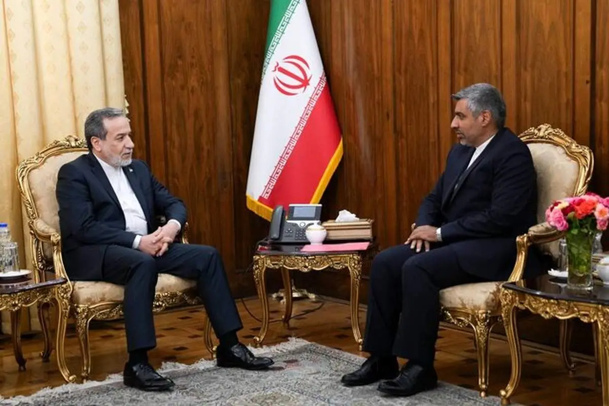 دیدار سفیر جدید ایران در مونتهویدئو با عراقچی
