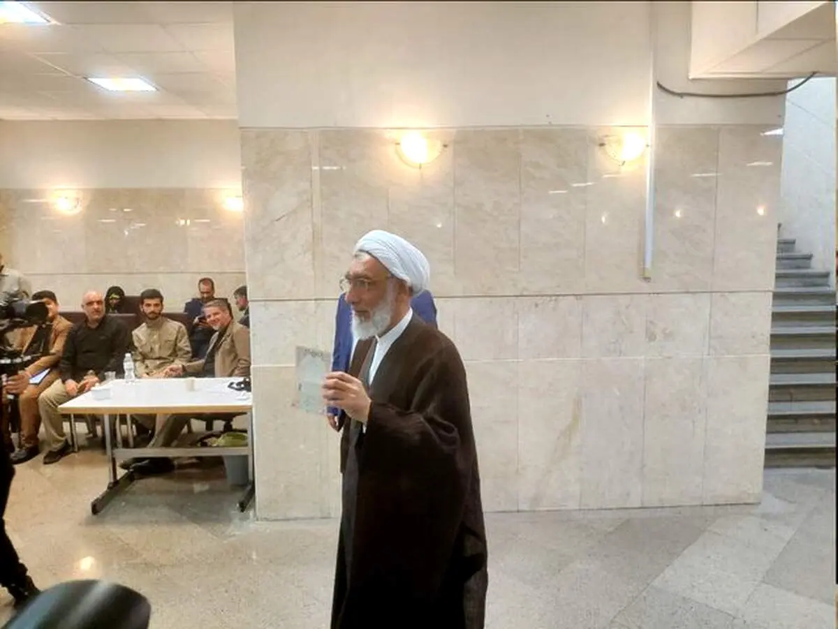مصطفی پورمحمدی داوطلب کاندیداتوری انتخابات ریاست جمهوری شد
