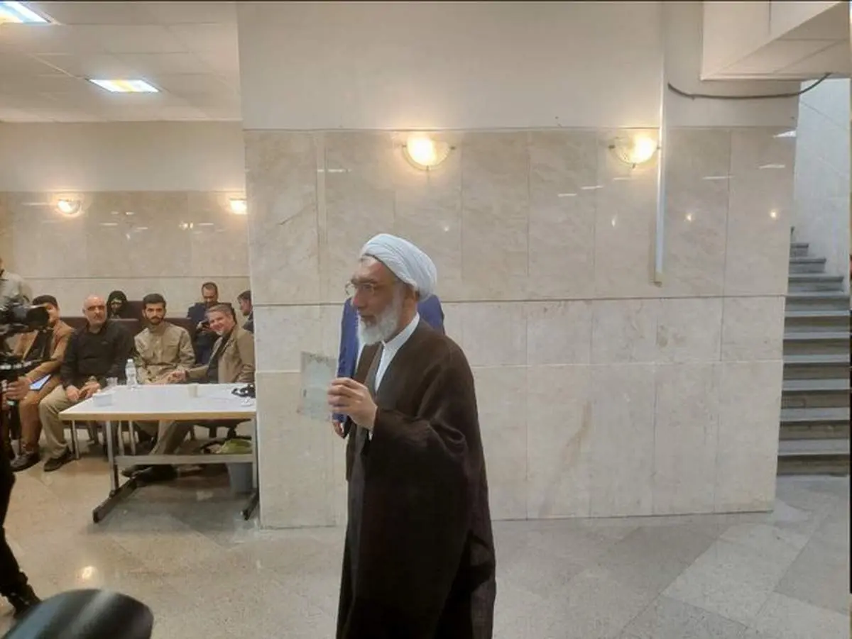 مصطفی پورمحمدی داوطلب کاندیداتوری انتخابات ریاست جمهوری شد