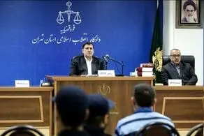 چه فردی محیط بخشداری قرچک را به آتش کشید 