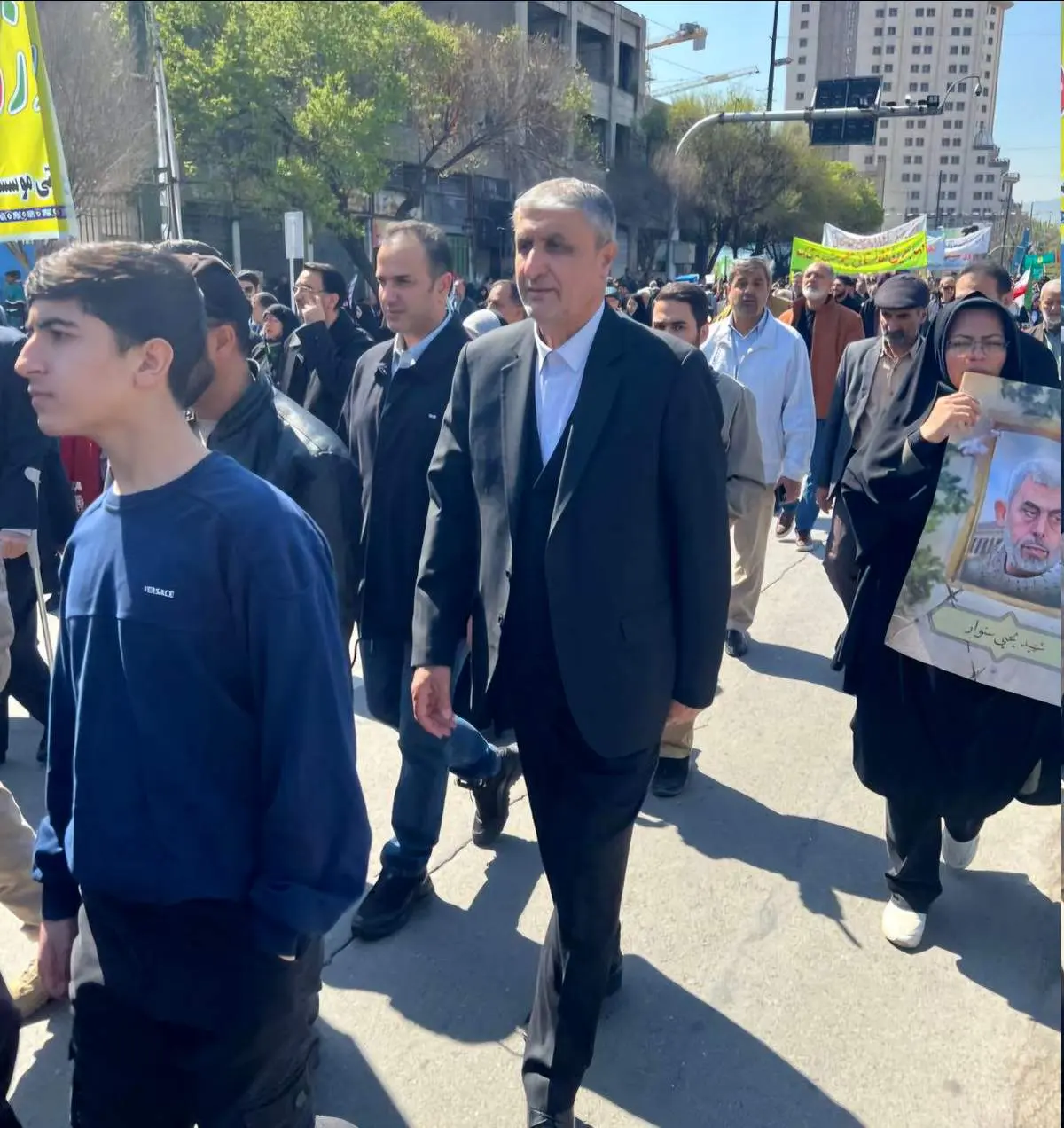 حضور رییس‌ سازمان انرژی اتمی در راهپیمایی روز قدس در مشهد 