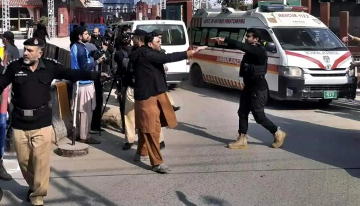 انفجار یک مسجد در پاکستان با ۵ کشته و ده ها زخمی