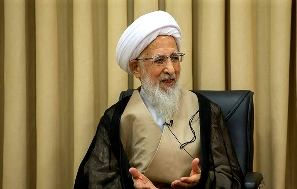 نظر آیت الله جوادی آملی درباره اختلاس 