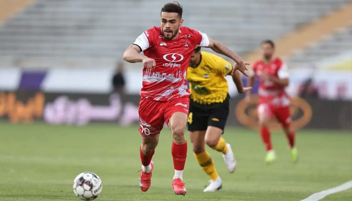 بررسی احتمال جدایی اورونوف از پرسپولیس