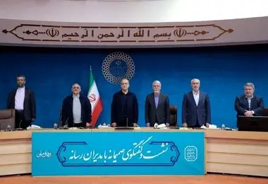 رئیس‌جمهور: تصمیم‌گیری درباره جنگ و مذاکره بر عهده رهبری و شورای عالی امنیت ملی است