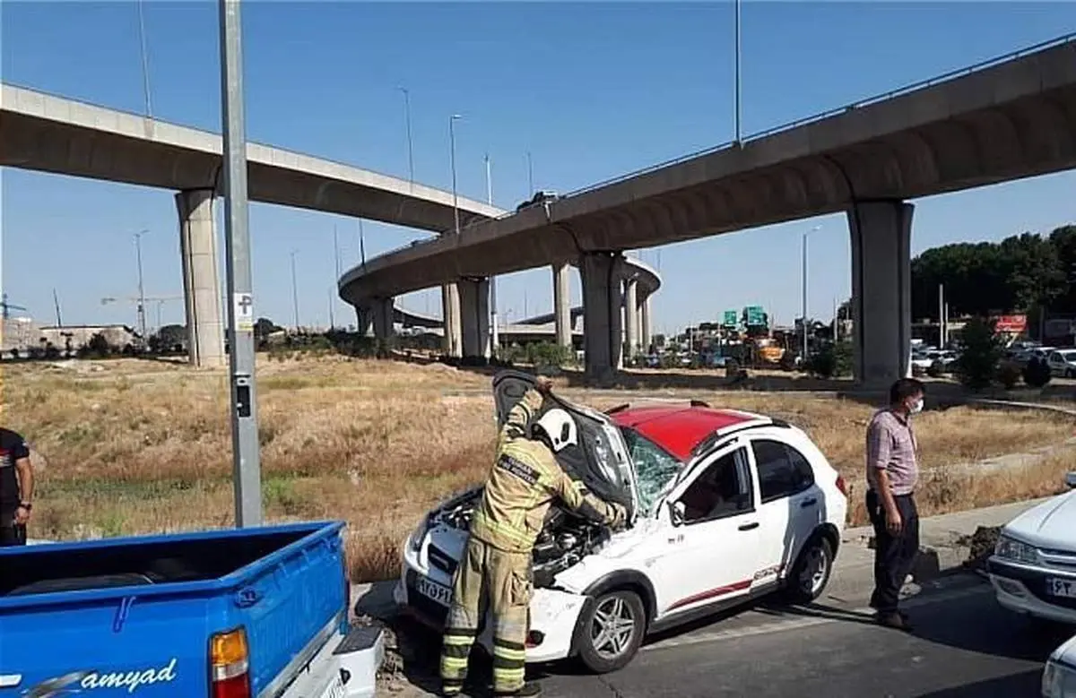 پریدن کوییک از روی گاردریل بزرگراه امام علی