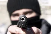 به رگبار بستن خودروی همسر با لباس زنانه!