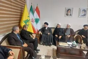 حضور سید حسن خمینی در دفتر حزب‌الله در تهران
