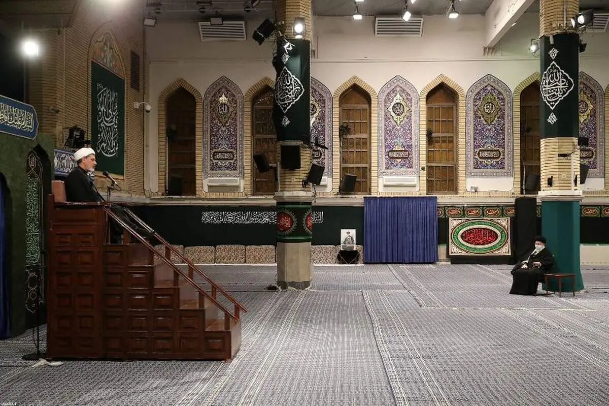 دومین شب مراسم عزاداری شهادت حضرت فاطمه‌زهرا (س) با حضور رهبری برگزار شد 