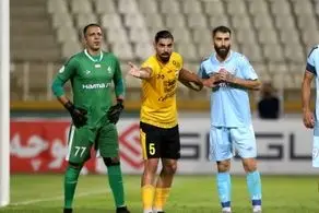 ستاره سپاهان، پرسپولیس را نقره داغ کرد