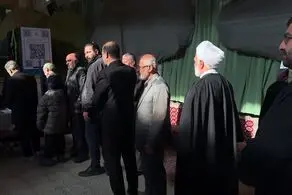 عکس از محسنی اژه ای در صف رای + ببینید 