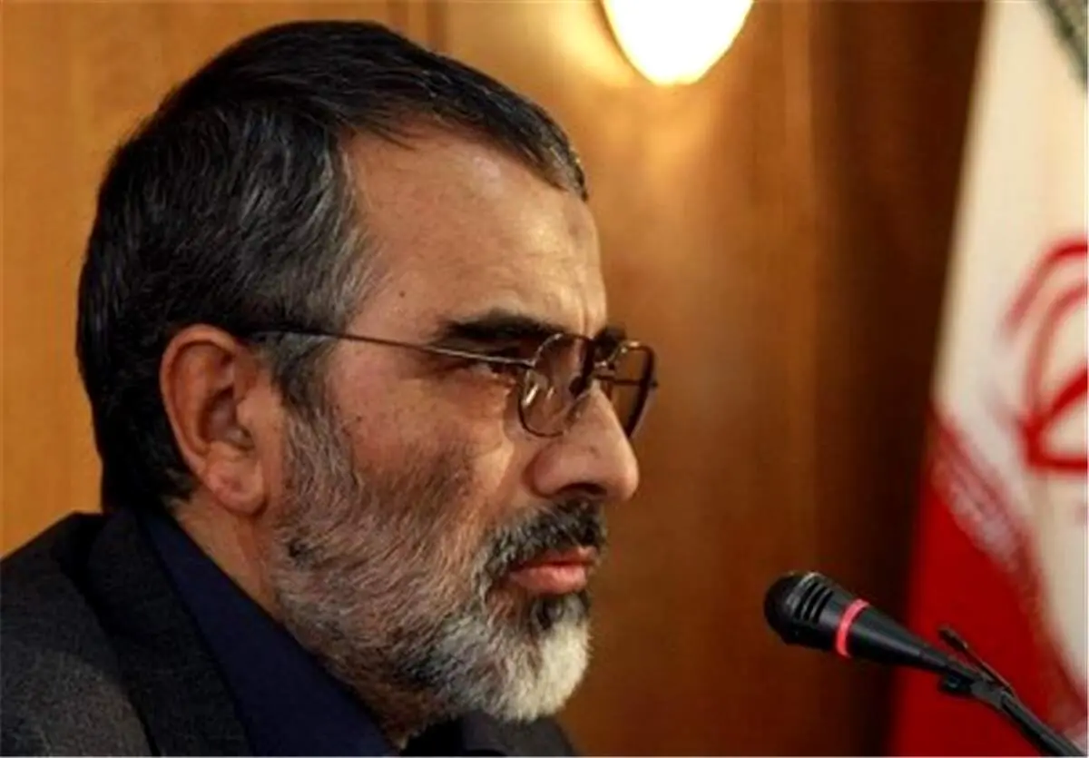 ۶۰ سال پیش مسئولان وقت امام را نمی شناختند و می گفتند این شخص چه می گوید