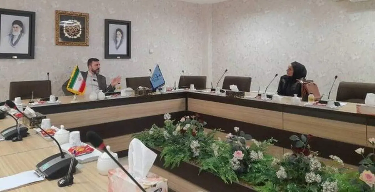 دیدار غریب آبادی با مادر کودک ایرانی جدا شده از والدینش در دانمارک 