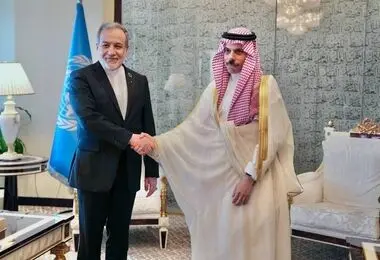 دیدار عراقچی با وزیران خارجه هند، عربستان، دبیرکل اتحادیه عرب و مقام سازمان ملل در نیویورک