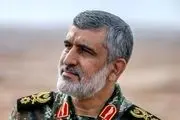 سردار بلندپایه سپاه بدون لباس نظامی در نماز جمعه + عکس 