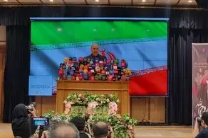 قالیباف: اگر گرانی‌ها، بازار نابه‌سامان خودرو، وضعیت اینترنت و عبور از تحریم‌ها قابل حل نبود پا به عرصه انتخابات نمی‌گذاشتم!