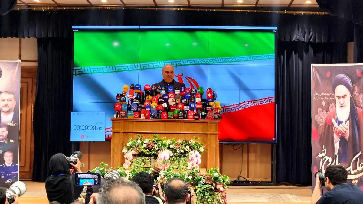 قالیباف: اگر گرانی‌ها، بازار نابه‌سامان خودرو، وضعیت اینترنت و عبور از تحریم‌ها قابل حل نبود پا به عرصه انتخابات نمی‌گذاشتم!