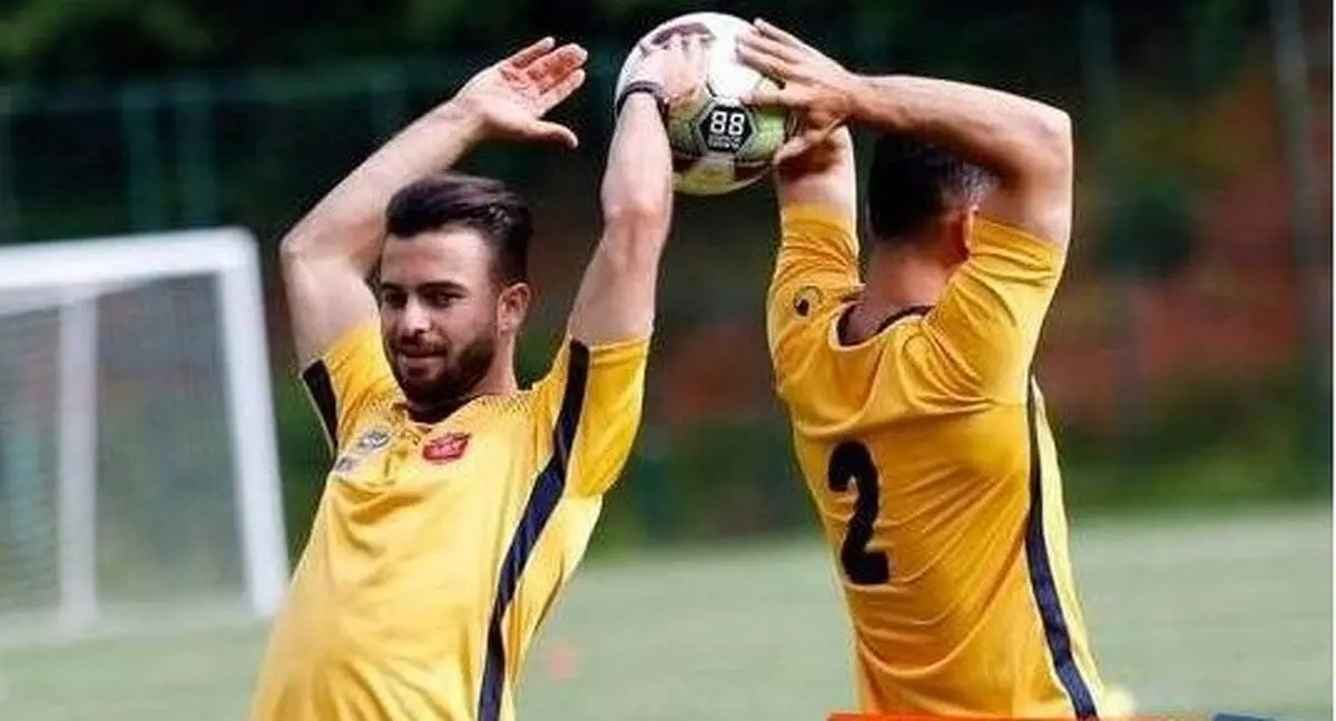 ستاره سپاهان برای پرسپولیس بازیکن جمع می کند!