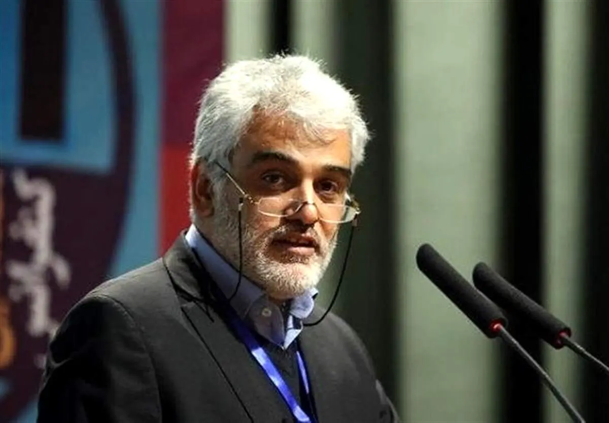 ادعای رئیس دانشگاه آزاد به پوشش جدید دختران
