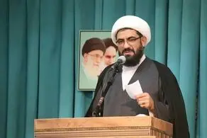 عکس پربازدید از یک امام جمعه میان صدها دختر/ ببینید