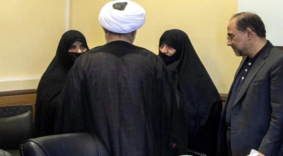 جمیله علم الهدی به دانشگاه برگشت + عکس 
