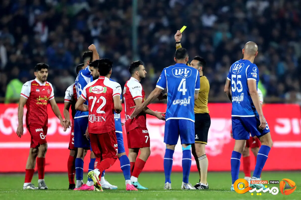 رفتار عجیب هواداران استقلال و پرسپولیس/شما را گردن نمی‌گیرند!