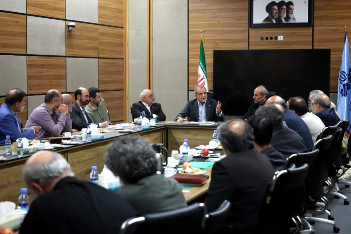 هیچ تصمیمی در کشور خارج از چارچوب شورای عالی امنیت ملی و بدون اذن رهبری عالیقدر اتخاذ نمی‌شود