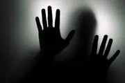 تجاوز هولناک این معلم زیبا به شاگردش/ عکس