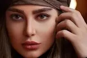 خانم بازیگر به صورت علنی حجاب را از سر برداشت/ سحر قریشی حتی مانتو هم نپوشید!+ عکس