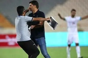 گربه سیاه، به استقلال رسید